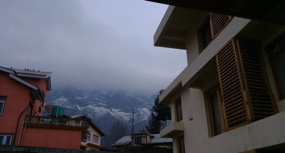 Paradise Gateway Luxury Living, Srinagar 5